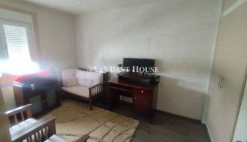 5 L7416 Nees Photo.jpg